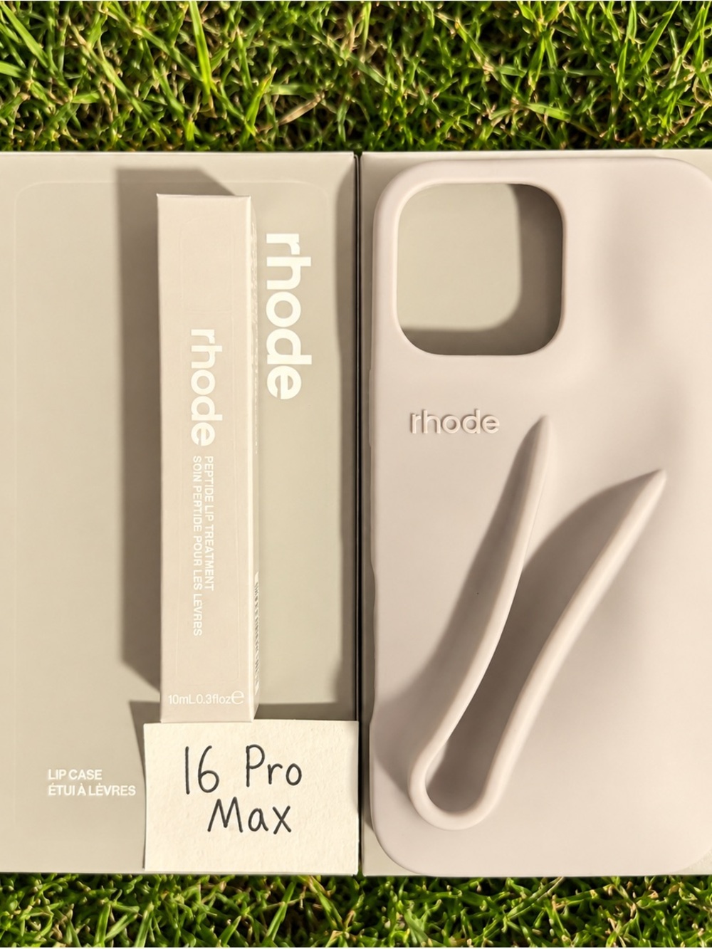RHODE GREY Silicone Lip Case & Peptide Lip Treatment - Picture 2 of 3